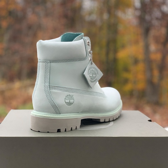 Timberland Men's Premium 6" Light Blue Boots - Picture 5 of 5